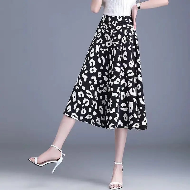 Women's Geometric Print Wide-Leg Pants – Bold, Graphic & Fashion-Forward