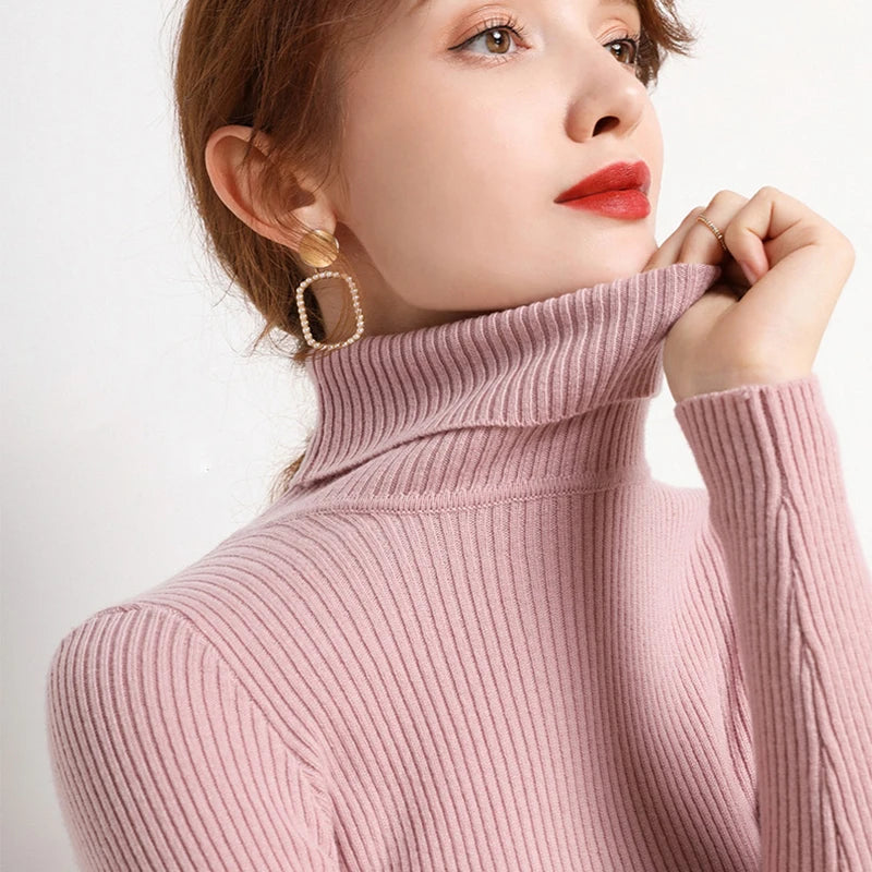 Women's Fall Turtleneck Sweater – Cozy, Classic, Cold-Weather Essential