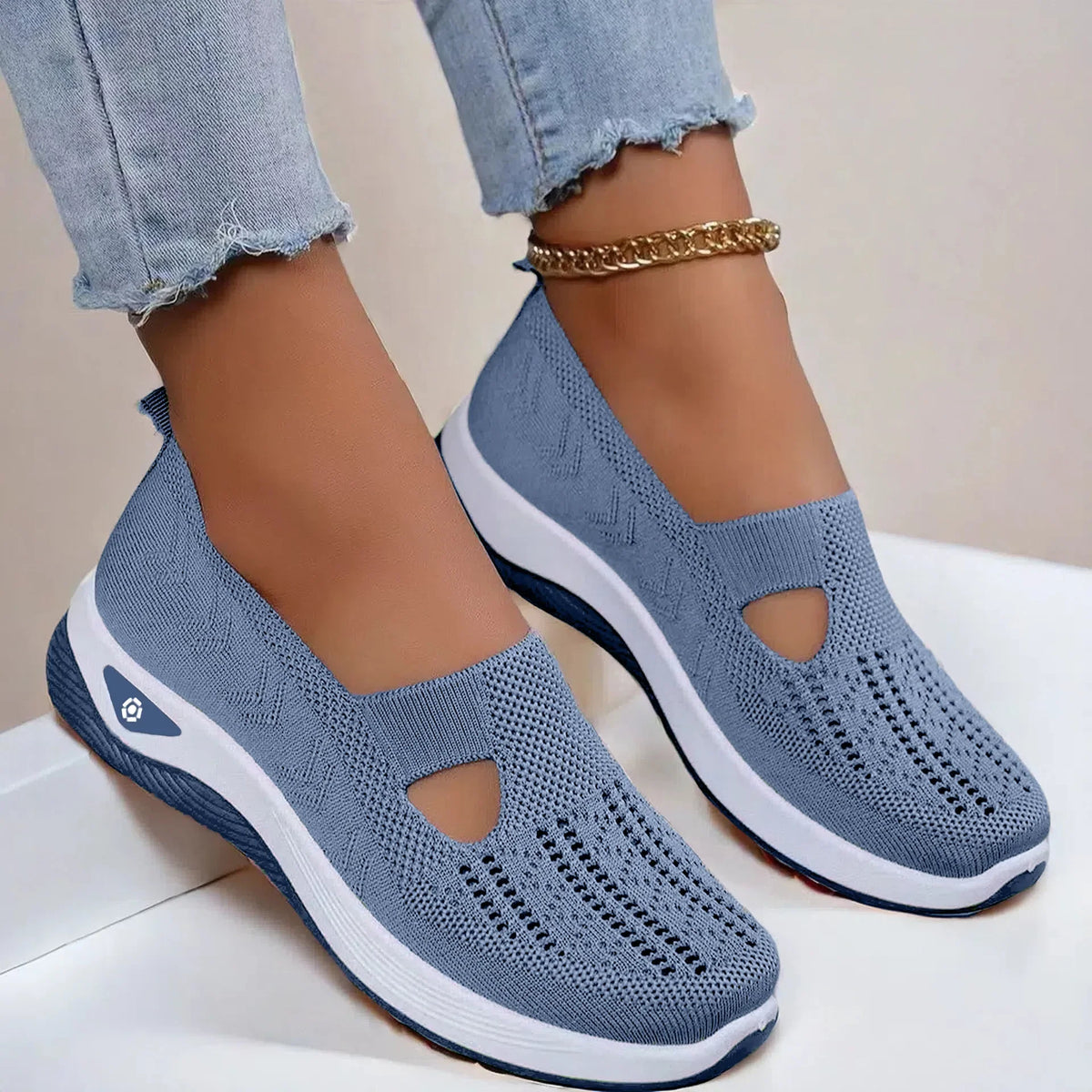 Breathable Slip-on Walking Lightweight Women Shoes (FREE SHIPPING)
