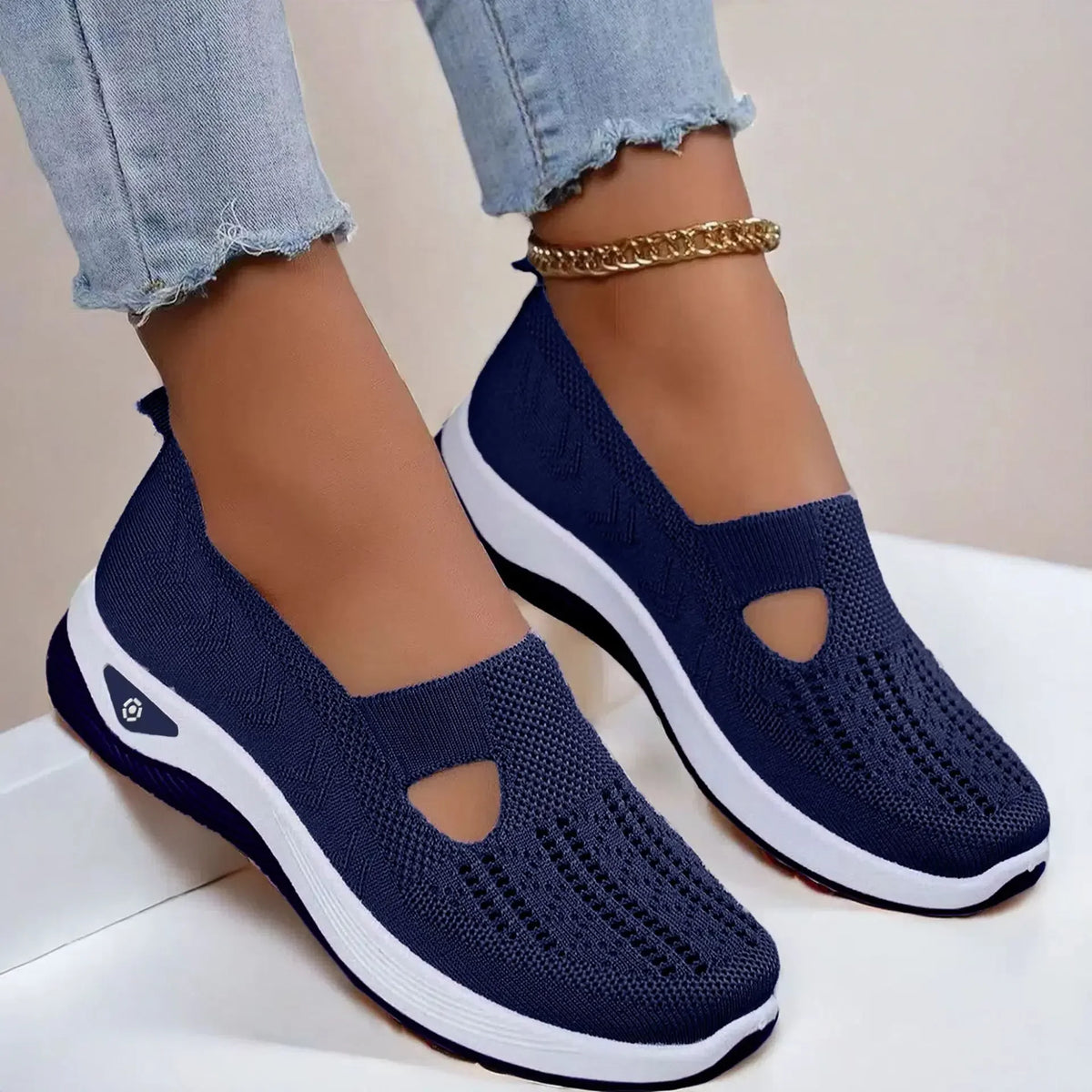 Breathable Slip-on Walking Lightweight Women Shoes (FREE SHIPPING)